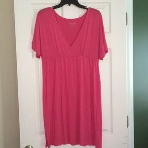 Nicole Miller V Neck Short Sleeve Dress